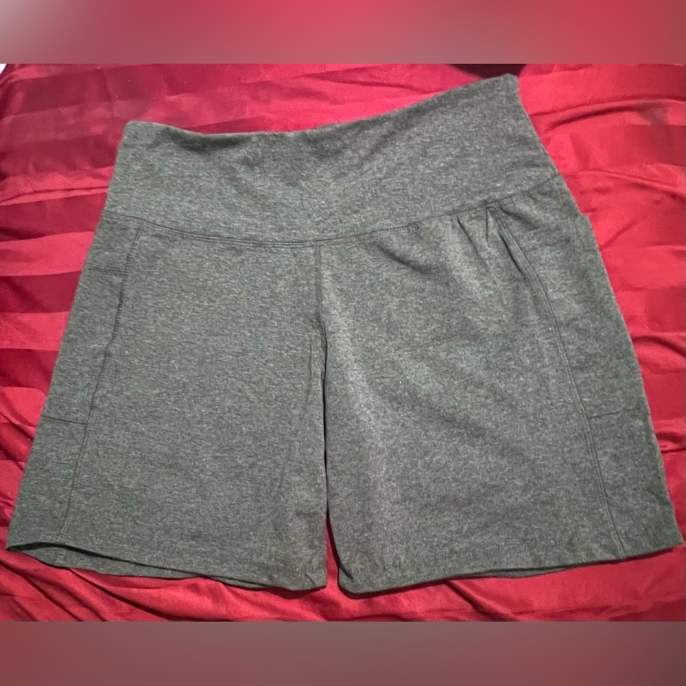 Grey shorts size 2XL